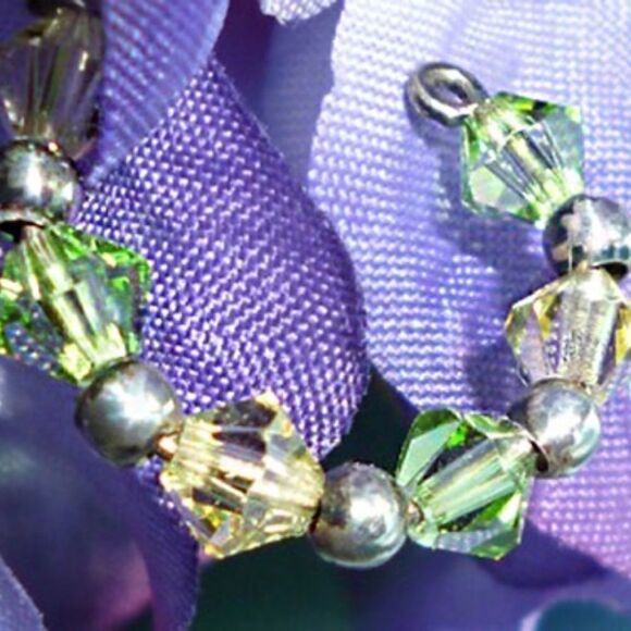 STERLING SILVER GREEN CRYSTAL HOOP EARRINGS 5/8" - Picture 4 of 4